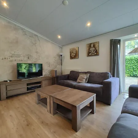 Limburg-chalet Dağ evi *