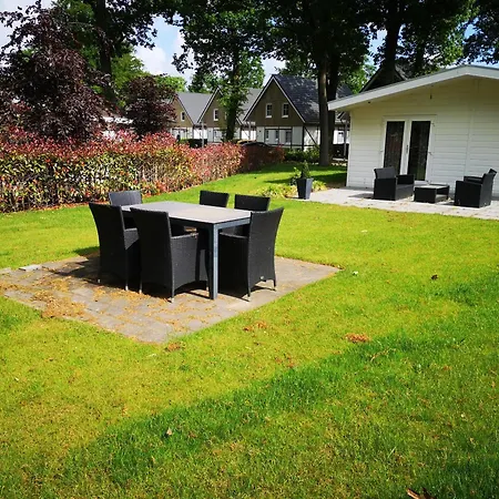 Limburg-chalet Dağ evi Susteren